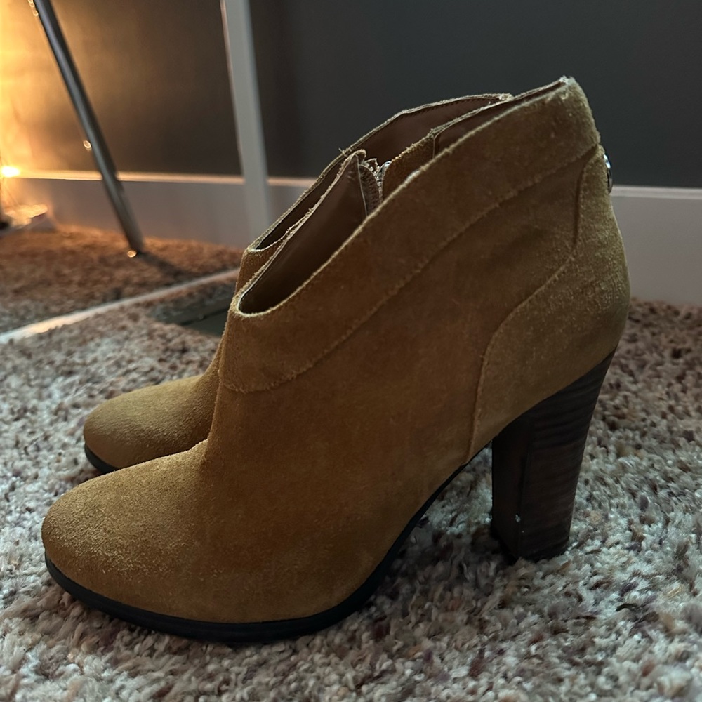 Vintage Croma Ankle Heeled Booties SIZE - Picture 3 of 8